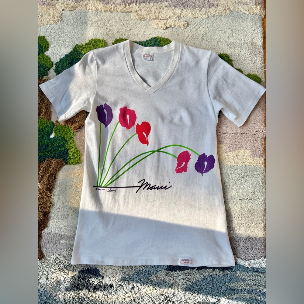 Vintage MAUI SHIRT Crazy Shirts Hawaii Flower Plant Lover V Neck S Tee T Shirt S